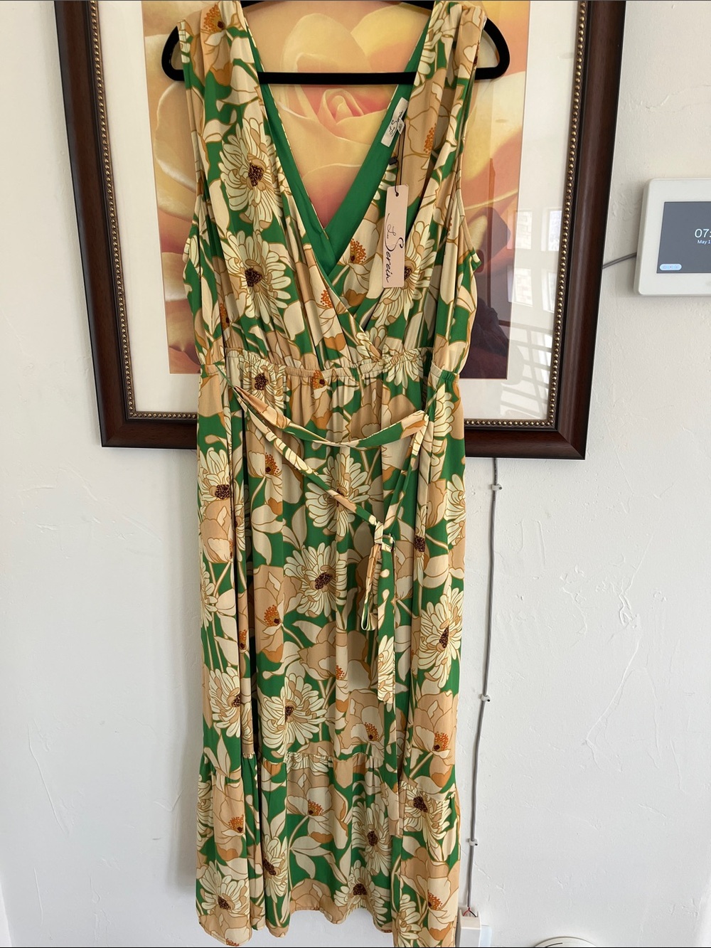 Floral V-Neck Wrap Midi Dress in Green and Cream